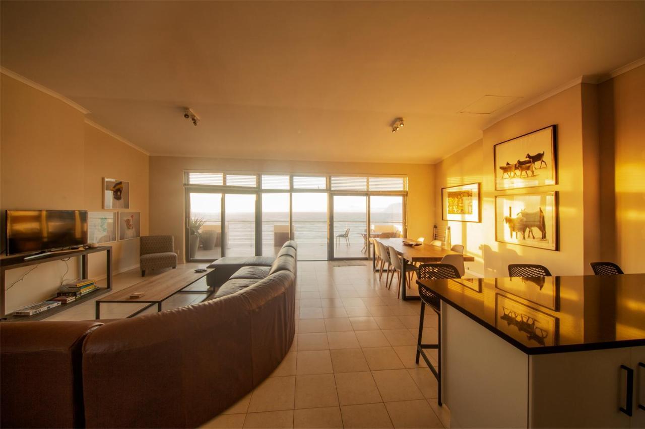 Surferscorner Self Catering Apartments Muizenberg Εξωτερικό φωτογραφία