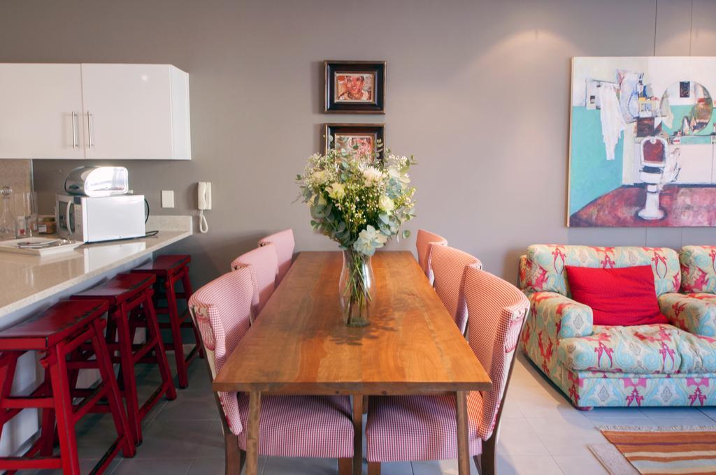 Surferscorner Self Catering Apartments Muizenberg Δωμάτιο φωτογραφία