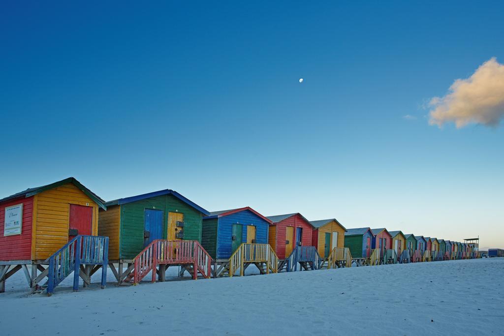 Surferscorner Self Catering Apartments Muizenberg Εξωτερικό φωτογραφία