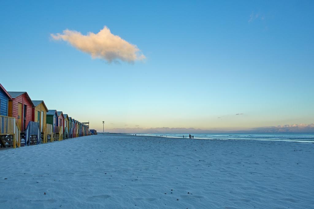 Surferscorner Self Catering Apartments Muizenberg Εξωτερικό φωτογραφία