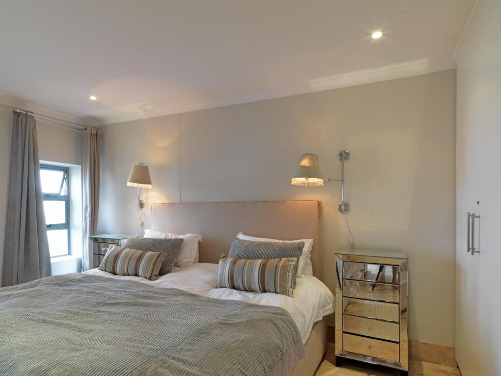 Surferscorner Self Catering Apartments Muizenberg Εξωτερικό φωτογραφία